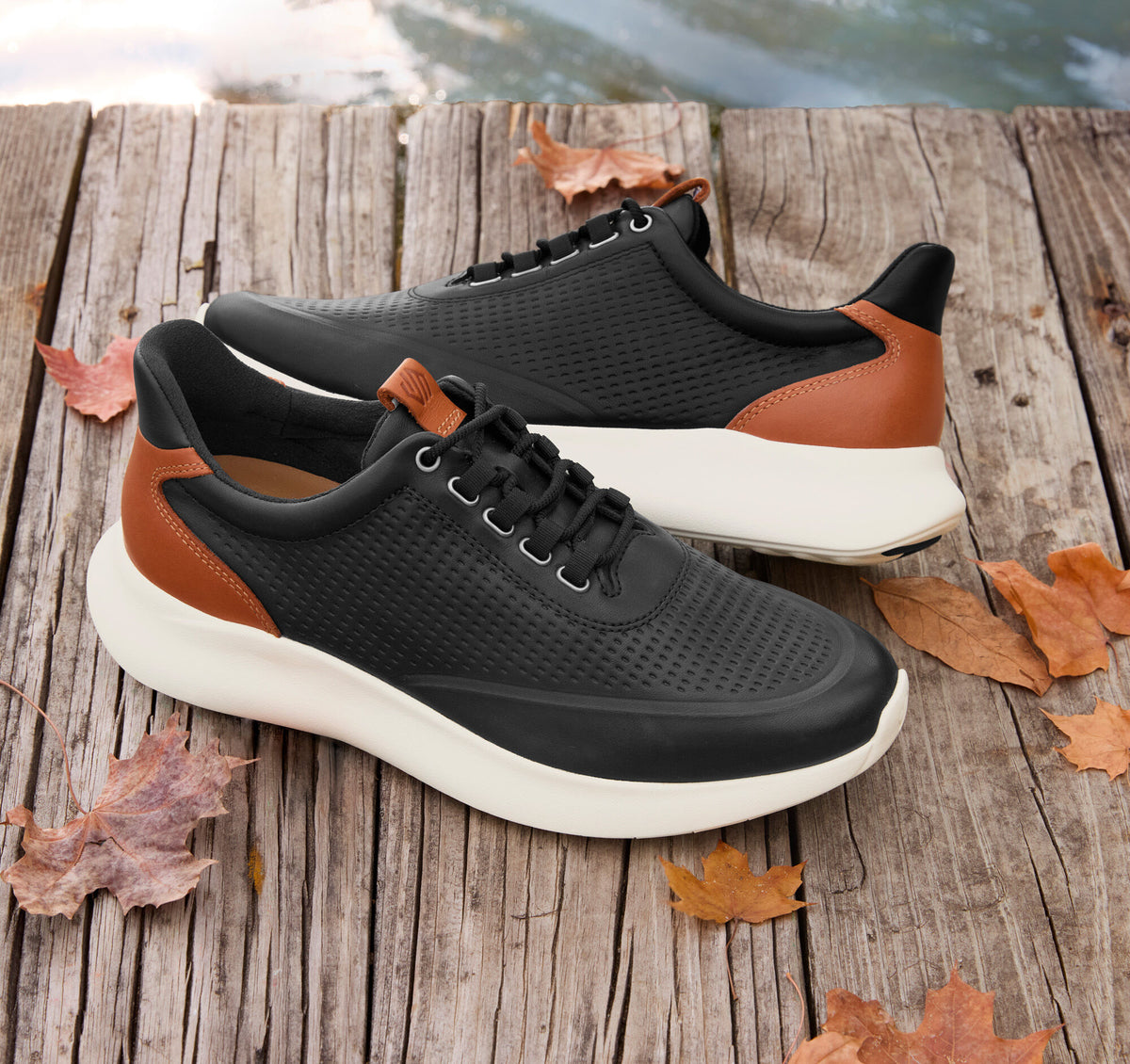 Men's Amherst 2.0 Embossed U-Throat - Johnston Murphy